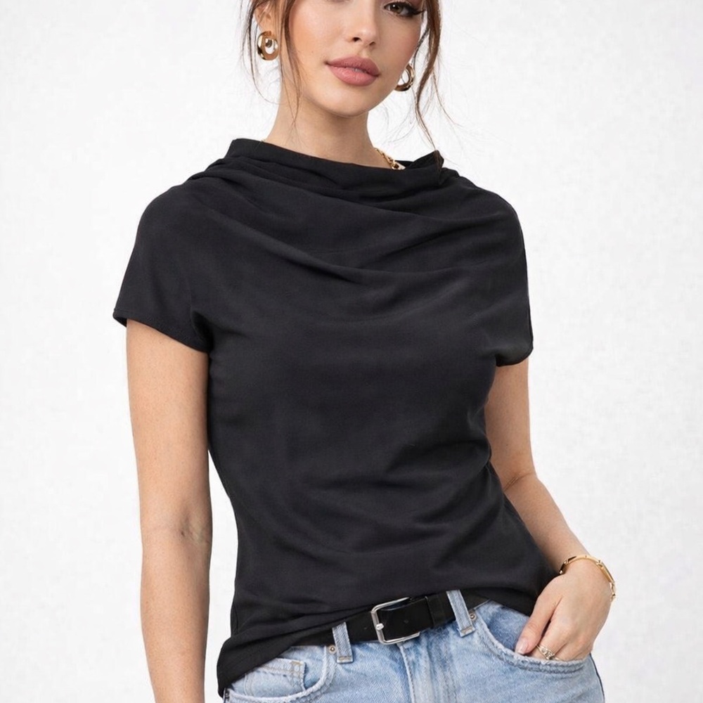 Elegant Black Women's Top Size Small NWT